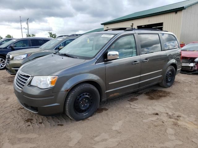 2010 Chrysler Town & Country Touring