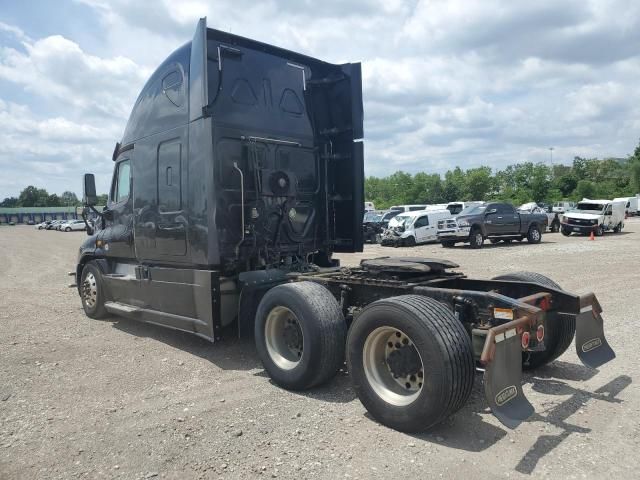 2015 Freightliner Cascadia 125