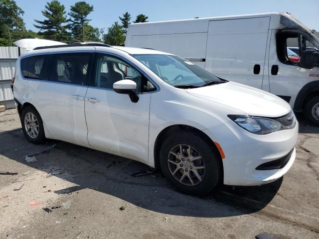 2021 Chrysler Voyager LXI