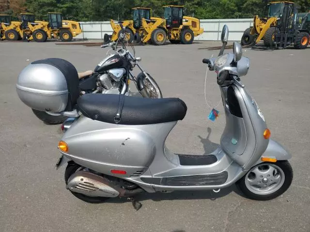 2001 Vespa M198F