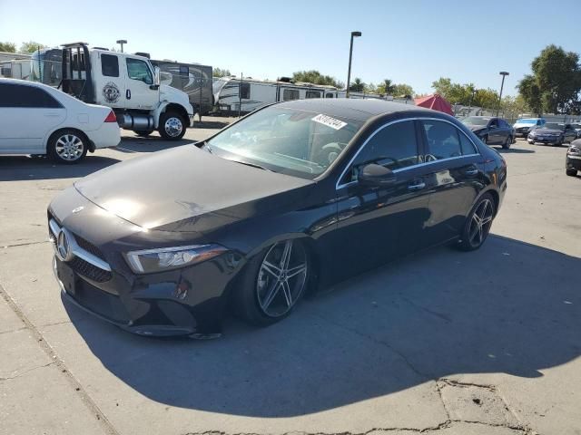 2019 Mercedes-Benz A 220