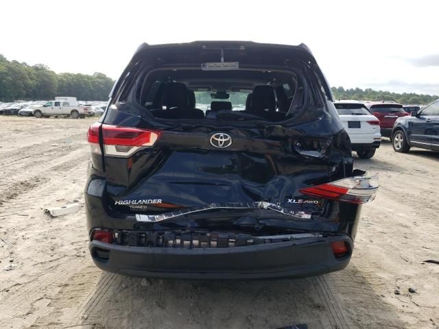 2018 Toyota Highlander SE