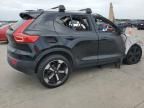 2020 Volvo XC40 T5 Momentum