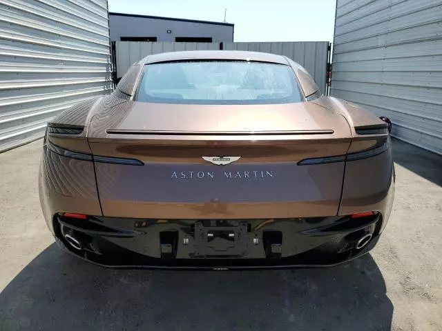 2024 Aston Martin DB12