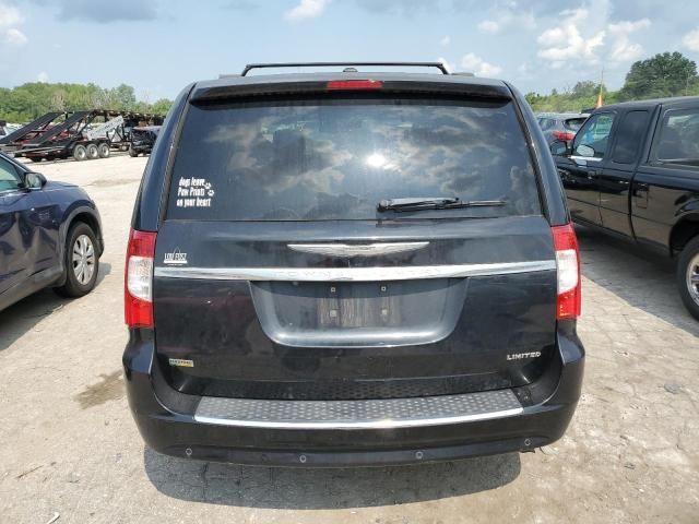 2011 Chrysler Town & Country Limited