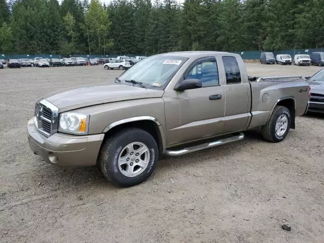 2006 Dodge Dakota SLT