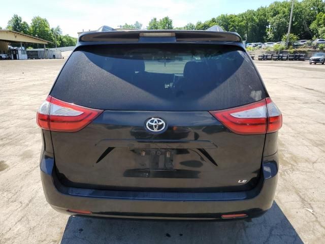 2015 Toyota Sienna LE