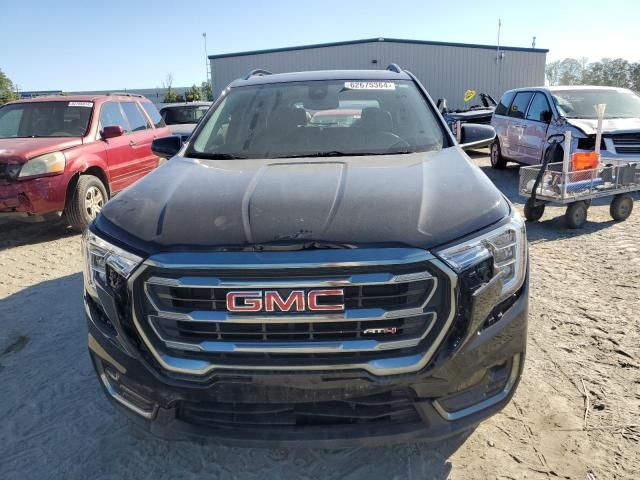 2022 GMC Terrain AT4