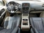 2016 Dodge Grand Caravan Crew