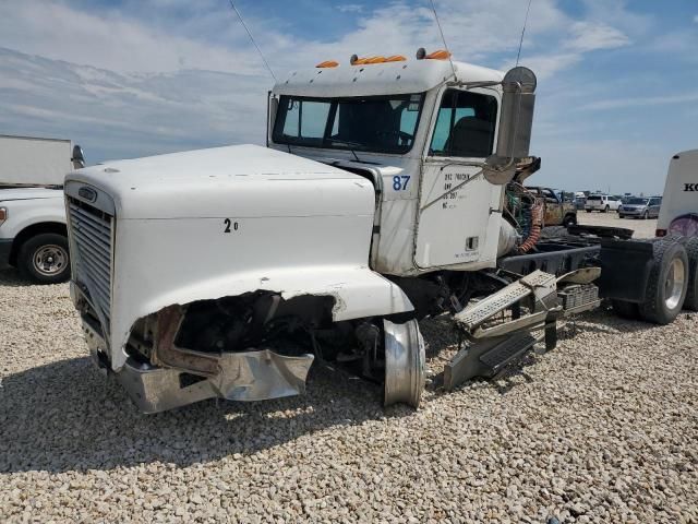 2000 Freightliner Conventional FLD120