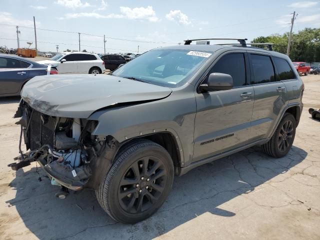 2020 Jeep Grand Cherokee Laredo