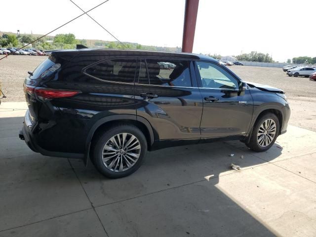 2021 Toyota Highlander Hybrid Platinum