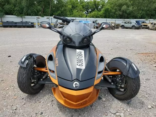 2013 Can-Am Spyder Roadster RS