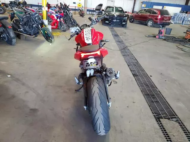 2021 Ducati Monster