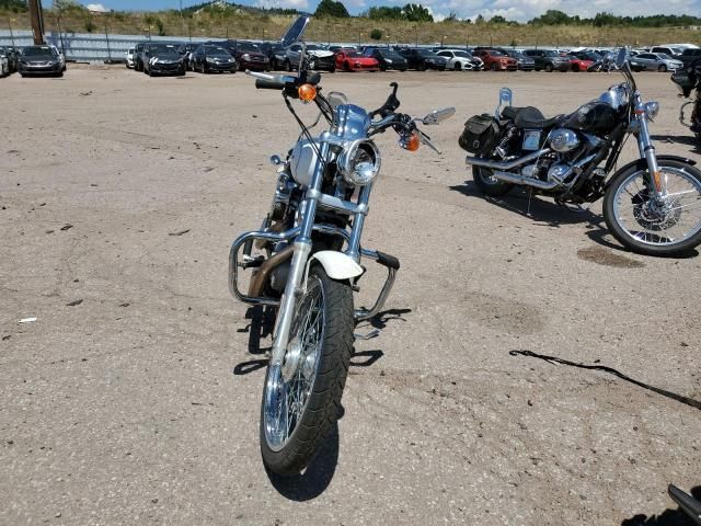 2004 Harley-Davidson XL883 C