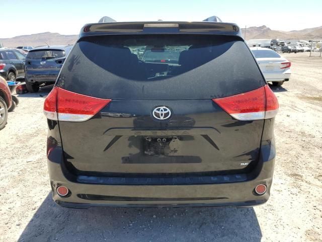 2015 Toyota Sienna Sport