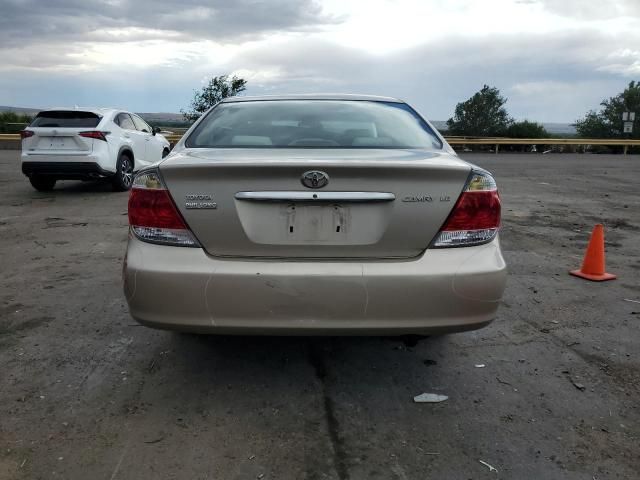 2005 Toyota Camry LE