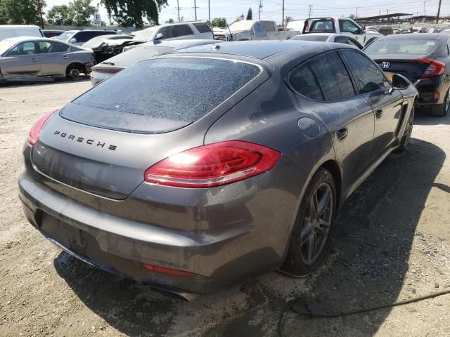 2014 Porsche Panamera 2