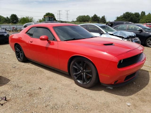 2016 Dodge Challenger SXT