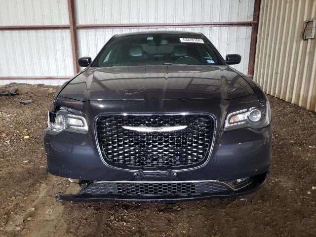 2018 Chrysler 300 S