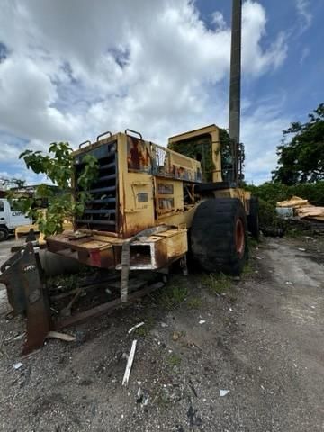 1989 Komatsu WA600-1L