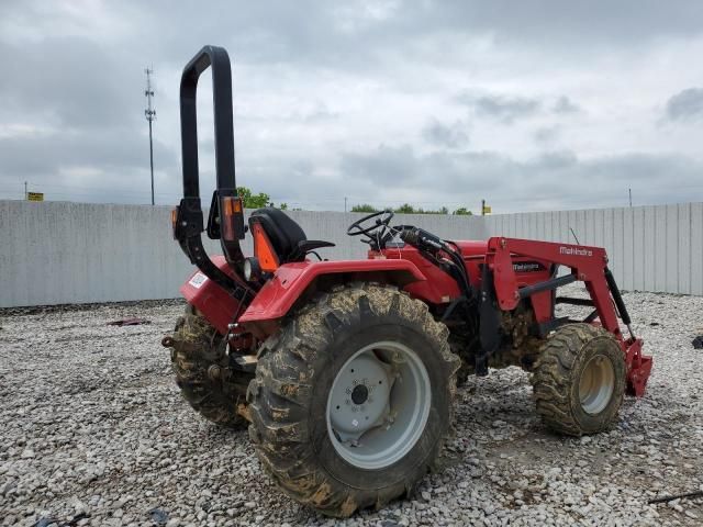 2022 Mahindra And Mahindra Tractor