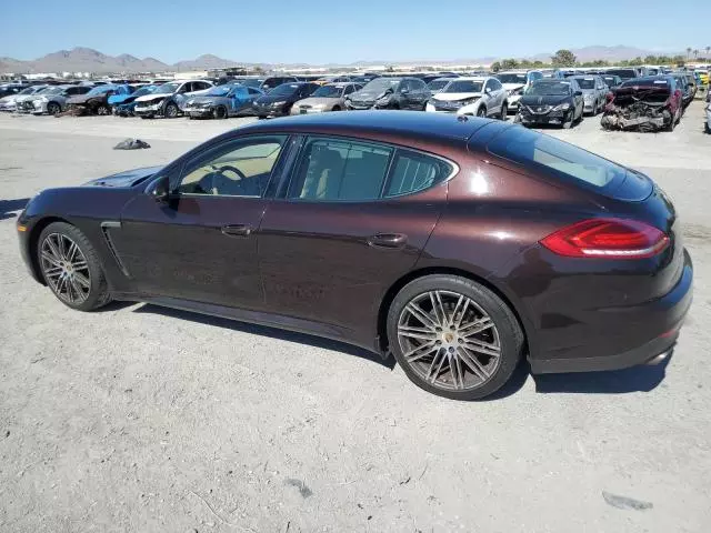 2015 Porsche Panamera 2