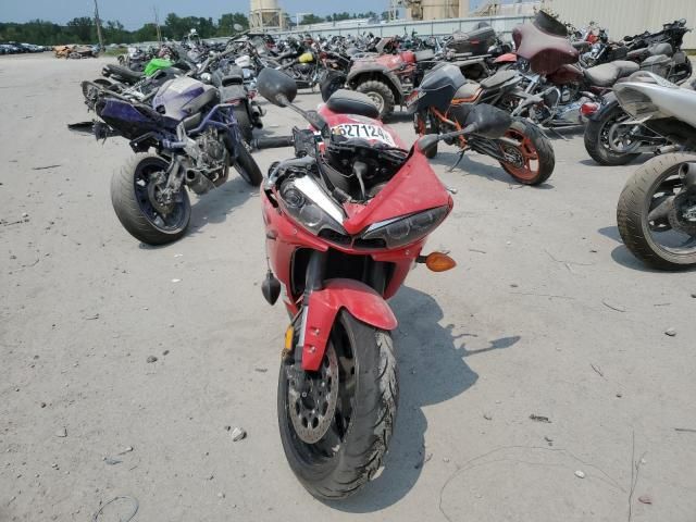 2005 Yamaha YZFR6 L