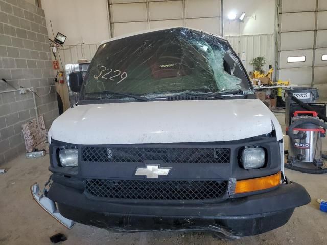 2015 Chevrolet Express G2500