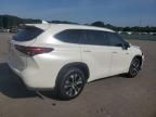 2020 Toyota Highlander Hybrid XLE