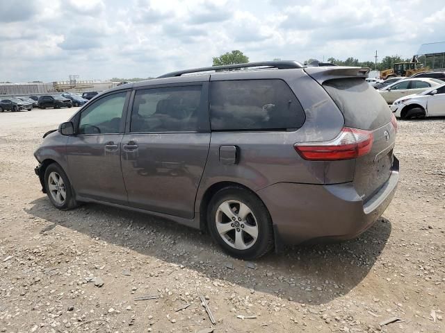 2020 Toyota Sienna LE