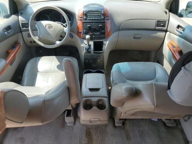 2006 Toyota Sienna XLE