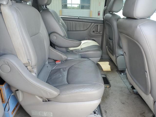 2006 Toyota Sienna XLE