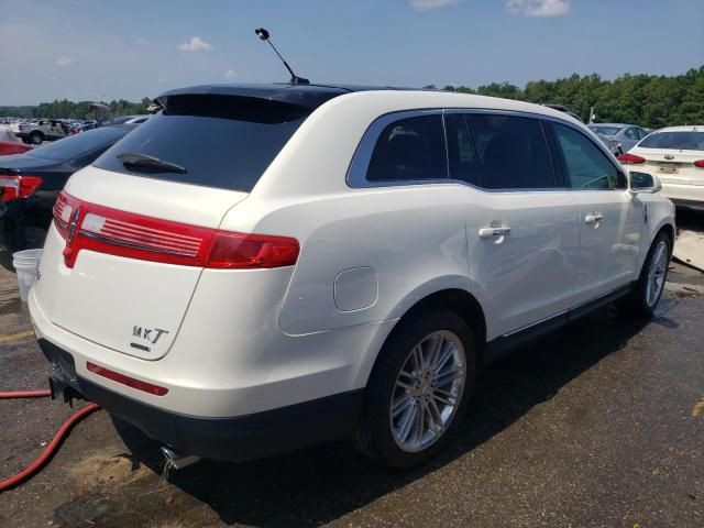 2013 Lincoln MKT