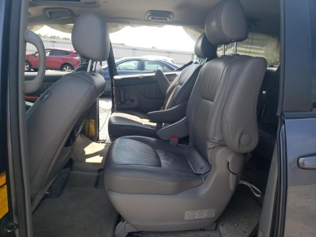 2006 Toyota Sienna XLE