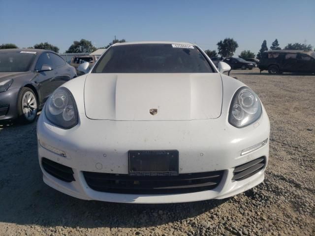 2016 Porsche Panamera SE Hybrid