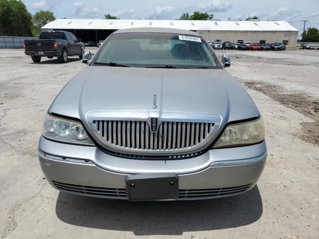 2006 Lincoln Town Car Designer