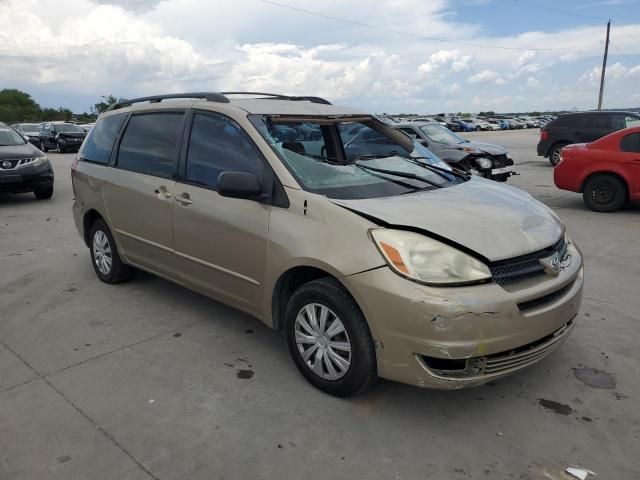 2005 Toyota Sienna CE