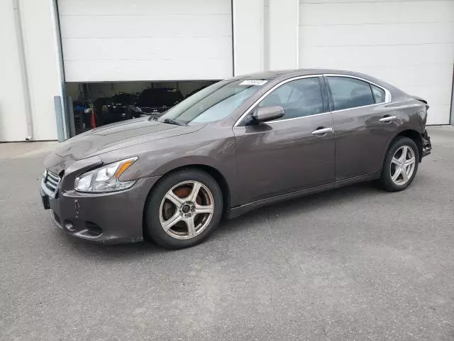 2014 Nissan Maxima S