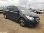 2012 Volkswagen Routan SE