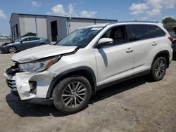 Salvage cars for sale at Tulsa, OK auction: 2019 Toyota Highlander SE