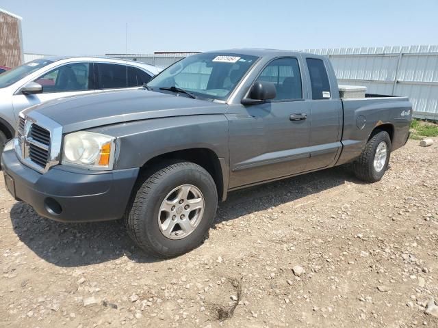 2006 Dodge Dakota SLT