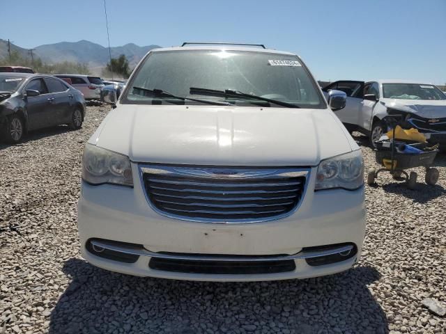 2011 Chrysler Town & Country Touring L