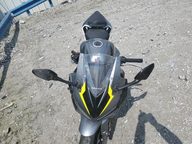 2022 Honda CBR500 RA