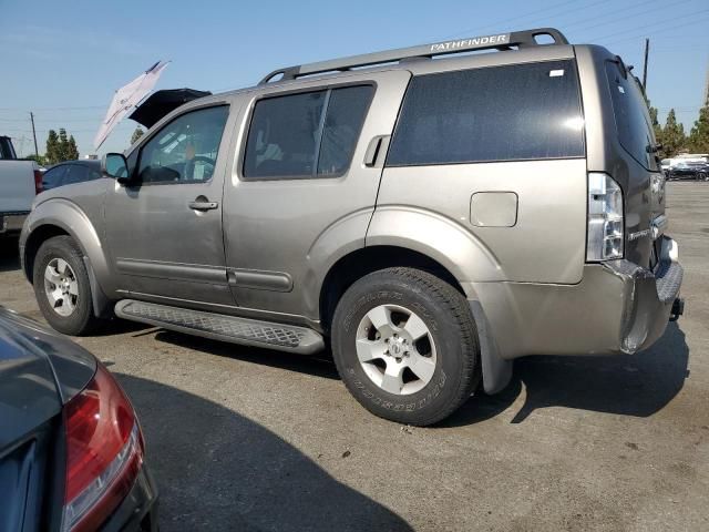 2006 Nissan Pathfinder LE