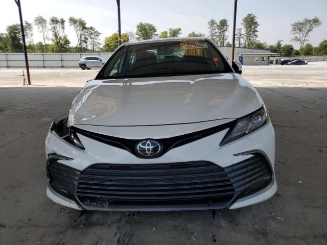 2022 Toyota Camry LE