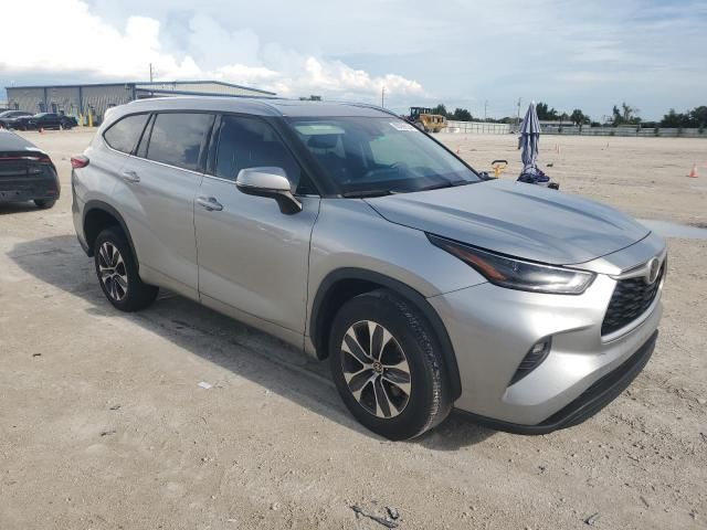 2021 Toyota Highlander XLE