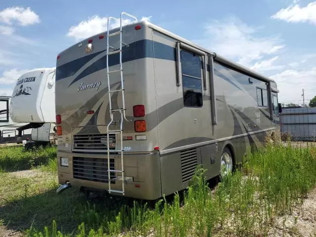 2005 Winnebago 2005 Freightliner Chassis X Line Motor Home