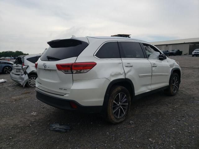 2019 Toyota Highlander SE