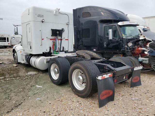 2013 Peterbilt 384